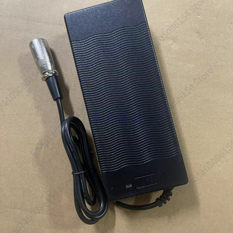 29.4 24 27.6 36 42 48V54.6V شا - مراجعة Electric Scooter Charger وسعره