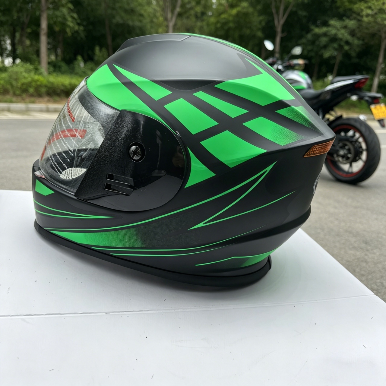 خوذة دراجة نارية كاملة الوجه ل - مراجعة Scooter Helmet Set وسعره